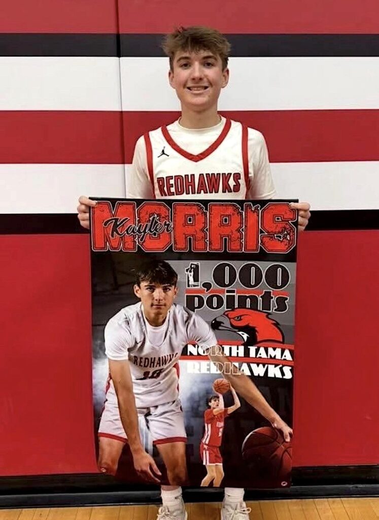 Morris scores 1,000th career point, leads Redhawks to victory over Comets